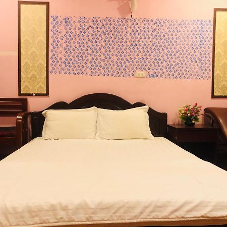 OYO 1119 Nhà nghỉ Sắc Màu Hà Nội Ngoại thất bức ảnh